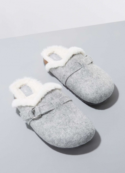 Grey Felt Clog Slippers