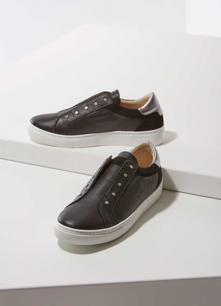 Indie Black Leather Trainers